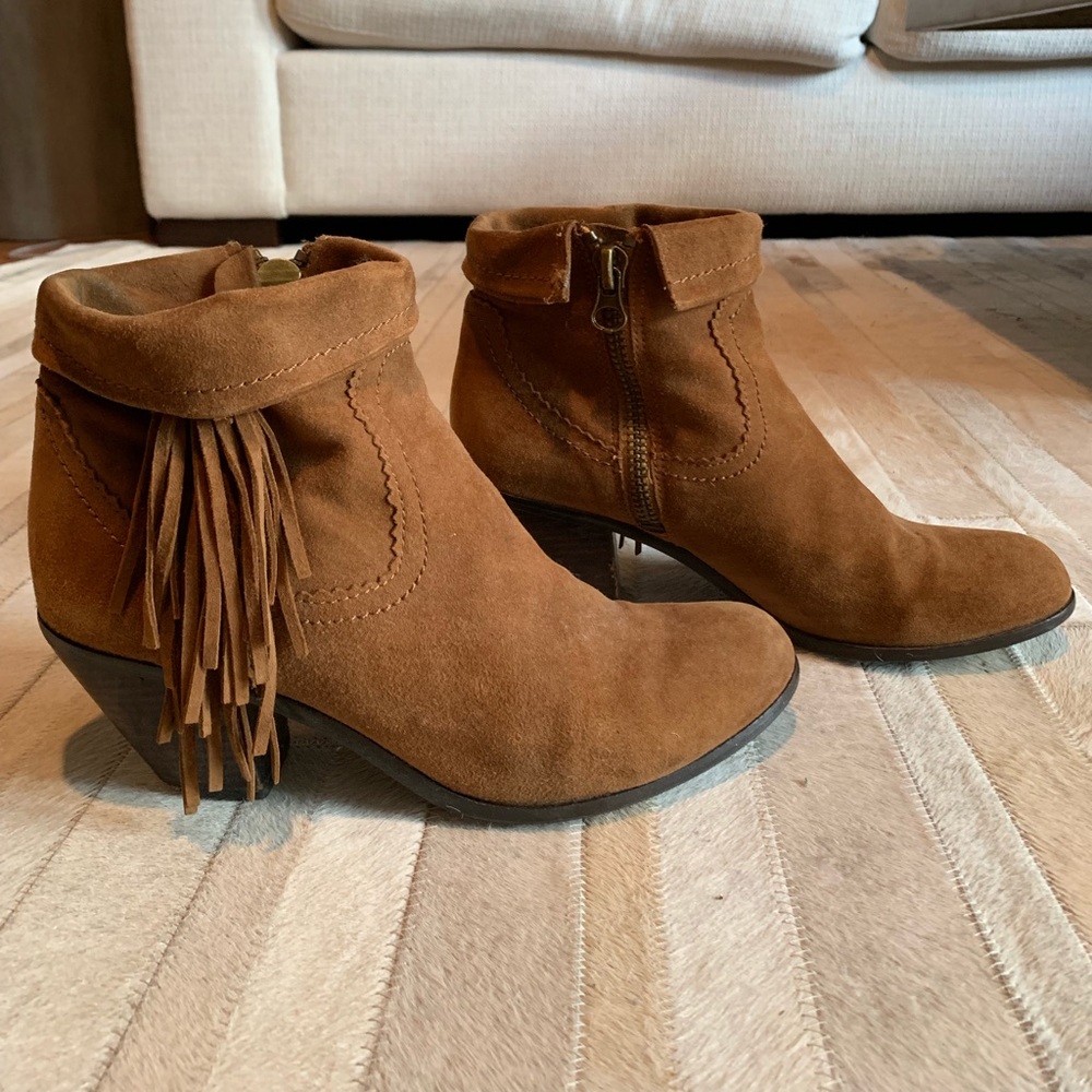 Sam Edelman Cognac Fringe Booties